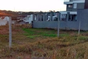 Terreno portal do Guarujá fase II com vista para o Guaíba. Cercado, vizinho nos fundos, impostos em dia, ou seja, pronto para construir. &lt;BR&gt;Estuda proposta. Possibilidade de parcelamento de peq