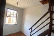 Apartamento 2 Dormitórios no bairro Passo Da Areia:  Sala, cozinha, área de serviço e banheiro com 2 dormitórios e sótão que pode ser usado como terceiro dormitório.