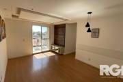 Apartamento com sacada e churrasqueira, oferecendo 3 dormitórios, incluindo uma suíte com espaço amplo para closet. Conta também com um banheiro social e um lavabo para maior comodidade.&lt;BR&gt;&lt;