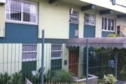 Apartamento JK, no bairro Petrópolis, próximo a Avenida Protásio Alves. Com 1 dormitório, cozinha, 1 banheiro, 1 living ambiente.