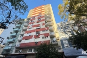 Amplo apartamento de 3 dormitórios na Coronel Genuíno 280.&lt;BR&gt;&lt;BR&gt;São 89,85 metros privativos , cômodos amplos e arejados, andar alto, sol da manhã, vaga de garagem escriturada, prédio com