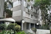 Amplo Apartamento de 103m2 privativos&lt;BR&gt;Espaçoso living&lt;BR&gt;3 dormitórios&lt;BR&gt;Semi mobiliado com móveis fixos mais ar condicionados&lt;BR&gt;Dependência de empregada, área de serviço 