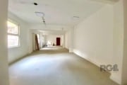 Coliseu vende conjunto com  90,12m², na região central, reformado, piso porcelanato, pronto para ser ocupado, banheiro.