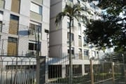 Excelente apartamento, com localização privilegiada próximo ao barra shopping, 2 dormitórios, amplo living para dois ambientes, 2 banheiros, dependência de empregada e estacionamento ao lado.Confira!S