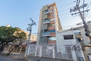 Duplex com 2 dormitórios, sendo uma suíte, garden privativo com churrasqueira e garagem coberta.  &lt;BR&gt;Planta contemporânea, ideal para um estilo de vida moderno. Localizado no coração do Menino 