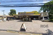 Terreno com 900 m², localizado nas esquinas da Av. João Wallig com a Rua Arthur Fábio Carneiro.