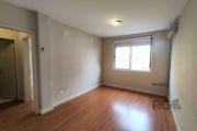 Apartamento de frente próximo a nova Orla do Guaíba e Gasômetro em Porto Alegre:&lt;BR&gt;&lt;BR&gt;1 Dormitórios, de frente, desocupado, cozinha com móveis, água quente e 2 splits instalados. Desocup