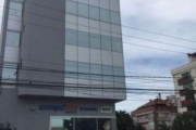 Conjunto comercial 4 salas localizada no bairro Chácara Das Pedras.&lt;BR&gt;&lt;BR&gt;O imóvel possui 4 banheiros, piso porcelanato, recepção, sala de reuniões, espaços para coworking, a unificação d