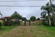 Terreno na rua Heitor Vieira, em frente ao clube AJURIS, próximo do centro do Belém Novo. Terreno medindo 12 x 70, plano e aterrado.