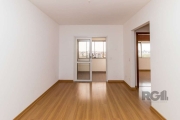 Apartamento localizado no bairro Passo D'Areia, com 67 m² no 7º andar. Imóvel com 2 dormitórios, Living com sacada, cozinha com armários, banheiro social, área de serviço e pisos em cerâmica e laminad