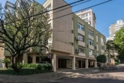 Semi mobiliado . Lindo apartamento, todo reformado, vidros duplos e tratamento acústico nas janelas dos dormitórios,  com 153m privativos, 03 dormitórios (1 suíte), .Hall de entrada, lavabo, living do