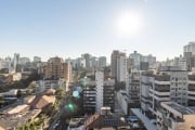 Apartamento de andar inteiro no 14º andar, com vista definida para toda cidade. São 317m², 3 suítes, a suíte máster com closet e hidromassagem. O arquiteto Isay Weinfeld assina o novo projeto da Kopst