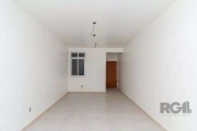 42m² de área total sendo 31 m² de área privativa- 01 Sala, lavabo, piso cerâmico, 1º andar, fundos, posição solar norte, entre as Ruas Gen Vitorino e Andradas. &lt;BR&gt;Condomínio com portaria, eleva