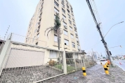 Ótimo apartamento com 57,55m² de área privativa localizado no Bairro Cristal. Apartamento semi mobiliado com 2 dormitórios, amplo living, banheiro social, cozinha integrada com a área de serviço. Poss