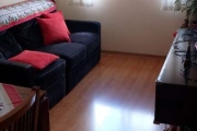 Apartamento 2 dormitórios, amplo, piso laminado, banheiro com ventilação direta, sala, cozinha e area de serviço. Garagem escriturada. Prédio comportaria 24 horas virtual, salão de festas, churrasquei