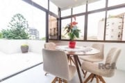 Libertas Imobiliária aluga!&lt;BR&gt;Ótima cobertura horizontal, no Higienópolis, com 72m² privativos, semi mobiliada, de 1 dormitório, 2 vagas e lindo terraço. Possui living amplo com rebaixe em gess