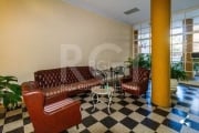 Apartamento de 3 dormitórios com vaga de garagem no bairro Cidade Baixa.&lt;BR&gt;Amplo apartamento, 145m² privativos, semimobiliado, de frente com  3 dormitórios sendo 1 suíte, hall de entrada, livin