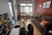 Excelente apartamento de 1 dormitório, Bairro Cidade Baixa, com apenas um lance de escada, muito arejado, com excelente iluminação natural -  Cozinha , área de serviço. living Piso Lam,inado, banheiro