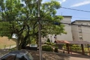 Excelente apartamento no bairro Santo Antonio com área privativa de 60m², oferecendo 3 quartos transformados em 2 quartos, 1 banheiro, amplo living e 1 vaga de garagem. Localizado junto a ESPM e praça