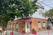 Casa Comercial de Esquina para Venda no Menino Deus - 200m²&lt;BR&gt;&lt;BR&gt;Excelente oportunidade para quem busca um imóvel com grande potencial comercial no bairro Menino Deus! Casa de esquina co