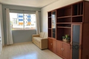 Excelente apartamento de 01 dormitório no bairro Santana, living com 02 ambientes , cozinha com área de serviço separada, amplo dormitório , banheiro com ventilação direta, posição fundos , Sol da tar