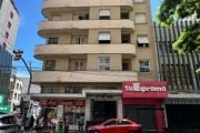 APTO 3 D VENDA CENTRO HISTORICO DE POA&lt;BR&gt;&lt;BR&gt;Imóvel Misto - Residencial e Comercial.&lt;BR&gt;Apartamento à venda, no coração do Centro Histórico de Porto Alegre. Com uma área privativa d