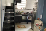 Cobertura para venda no bairro Jardim Lindóia. Possui 02 dormitórios sendo 01 suíte com closet. Banheiro social, cozinha, living para 02 ambientes com lareira. &lt;BR&gt;Acabamento em gesso em todas a