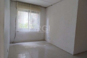 Apartamento com 3 dormitórios, 1 banheiro social e 1 vaga/box