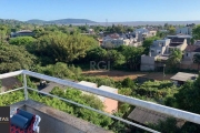 Casa com 2 suítes, varanda, churrasqueira, 4 vagas de garagem, no bairro Ipanema