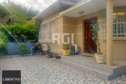 Casa para Venda - 119m², 3 dormitórios, sendo 1 suites, 2 vagas - Azenha