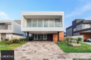 Casa Condominio para Venda - 440m², 4 dormitórios, sendo 4 suites, 4 vagas - Alp