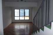 Sala comercial DUPLEX no bairro Auxiliadora em Porto Alegre:   63 m2 + terraço 10 m2, de frente, 2 WC's, iluminada e ventilada,  elevador e próxima a esquina rua Eudoro Berlink e a todas facilidades d