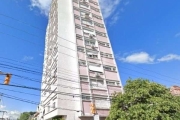 Apartamento 3 dormitórios, sala grande, copa/cozinha, área de serviço com dependência de empregada e banheiro auxiliar, peças amplas e bem iluminadas.&lt;BR&gt;&lt;BR&gt;Características: Área de servi