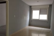 Ótimo apartamento à venda no bairro Camaquã, em Porto Alegre. Para investidores.&lt;BR&gt; Com um dormitório, banheiro social, sala e área privativa de 42.2m².&lt;BR&gt; Localizado no 3º andar, em bom