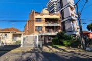 Prédio com três apartamentos mais a cobertura tendo no terreo (66,16mq), segundo pavimento( 172,70mq), terceiro pavimento( 172,70mq) e cobertura (71,89mq). Apartamento térreo: Sala, dois dormitórios s