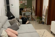 Esse no Segundo andar! Inquilino já a 2 anos. Sai assim q vendermos ou mantém.&lt;BR&gt;Apartamento em prédio novo no bairro Menino Deus com 2 dormitórios, sendo 1 suíte, living 2 ambientes, banheiro 