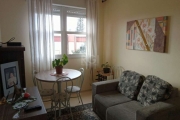 Apartamento de 2 dormitórios, banheiro mobiliado . Condomínio possui salão de festa, &lt;BR&gt;quadra de esportes, play, portaria  24 h e vaga rotativa.  &lt;BR&gt;Fica em excelente localização, próxi