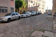 Vende apartamento de 2 dormitórios, mais dependência de empregada, dois banheiros, living amplo, em condomínio fechado com portaria 24 horas e interfone. Quadra poliesportiva, salão de festas climatiz