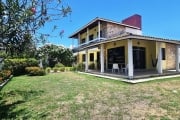 Casa com amplo terreno em Vilas do Atlântico!!