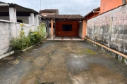 Casa no bairro Savoy, em Itanhaem. Possui 1 dormitório, churrasqueira.