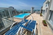 Cobertura duplex com 3 quartos sendo1 suíte e vista para o mar na praia da Enseada