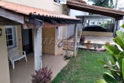 Sobrado de 240m²em condomínio fechado,  3 dormitórios, 2 suítes, 5 banheiros, 5 vagas em Santana.