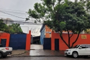 Galpão para Locação no bairro da  Barra Funda, de 1250m². Com 60 vagas de garagem e 5 banheiros.