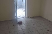 Apartamento de 02 dormitórios,1 banheiro,1 sala.1 cozinha, 500 metros ,sem vaga