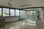 Sala comercial de 120m² em Santana para alugar, 6 salas, 3 banheiros, 1 vaga.