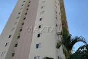 Apartamento de 64m² à venda em Santana. Com 2 dormitórios, 2 banheiros e 1 vaga fixa.