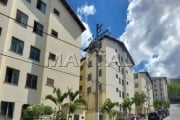 Apartamento à venda na Coronel Sezefredo Fagundes. 2 dormitórios, sala, cozinha, banheiro, e 1 vaga