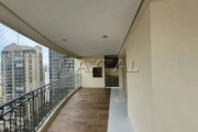 Apartamento à venda em Santana de 200m², 3 dormitórios, 3 suítes, 2 salas, 5 banheiros e 4 vagas.