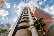 Apartamento à venda de 287m², na Alameda Itu. Com 4 dormitórios, 3 suítes e varanda.