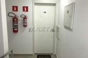 Apartamento de condomínio de 52m², 2 dormitórios, 1 sala, 1 vaga e  varanda.